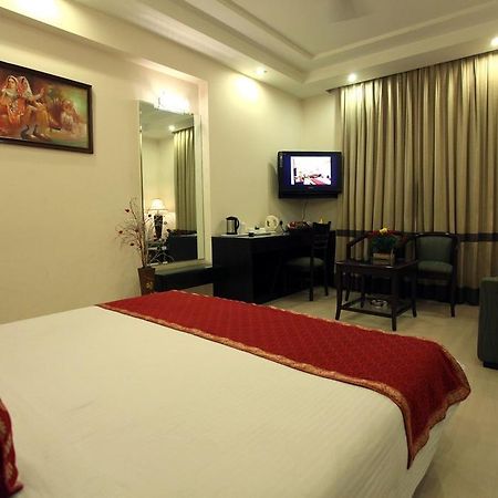 Hotel Saar Inn New Delhi Exterior photo
