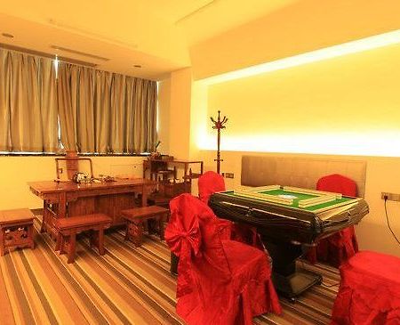 Dragon Hotel Guangzhou Room photo