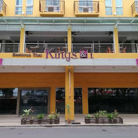 Kings Hotel Melaka Exterior photo