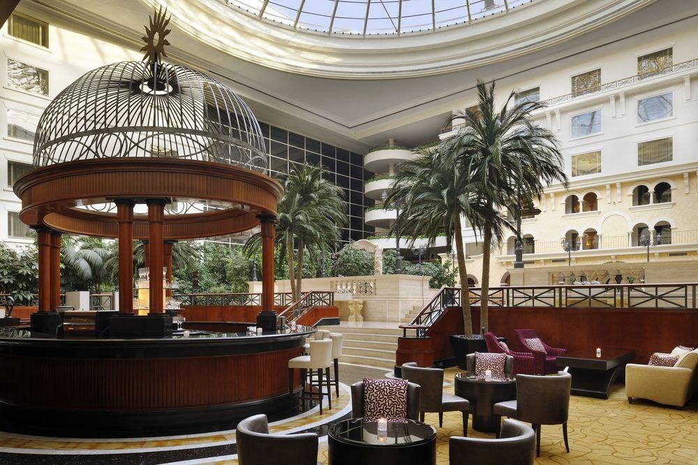 The Bristol Hotel Dubai Exterior photo