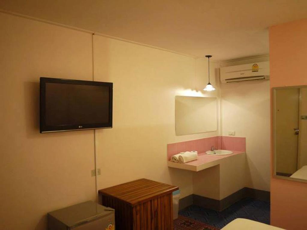 Natpob Sleep Station Motel Chiang Rai Room photo