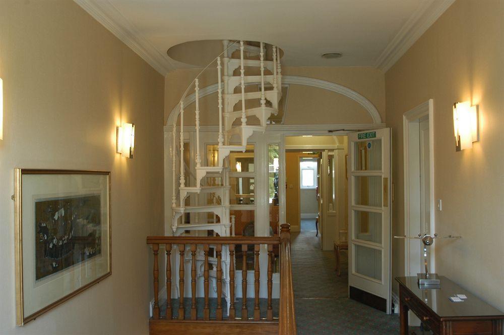 The Lodge Duxford Interior photo