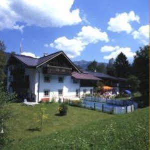Hotel Hahnenhof Kitzbuhel Exterior photo