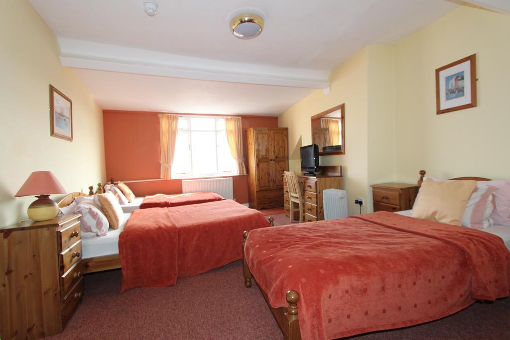 Bourneville Hotel Weymouth Room photo