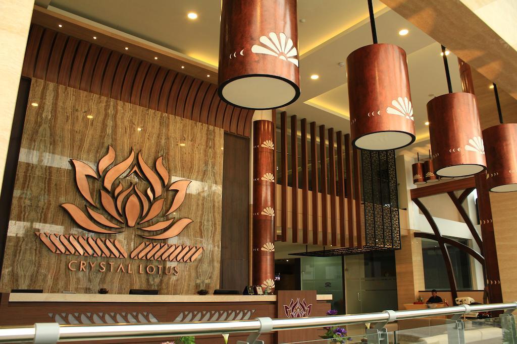 Crystal Lotus Hotel Yogyakarta Exterior photo