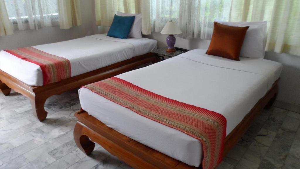 The Red Hibicus Guest House Chiang Mai Room photo