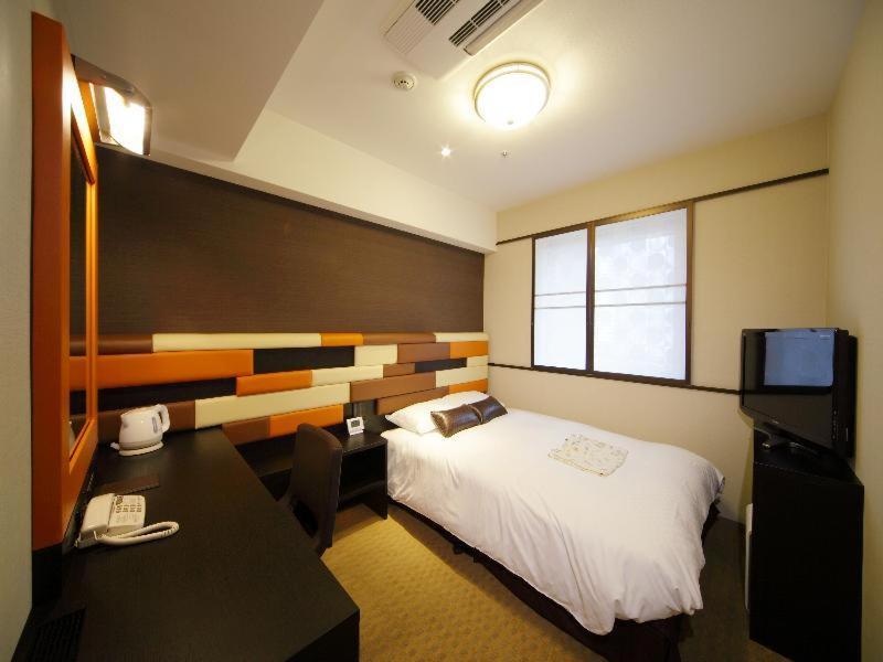 Hearton Hotel Kita Umeda Osaka Room photo