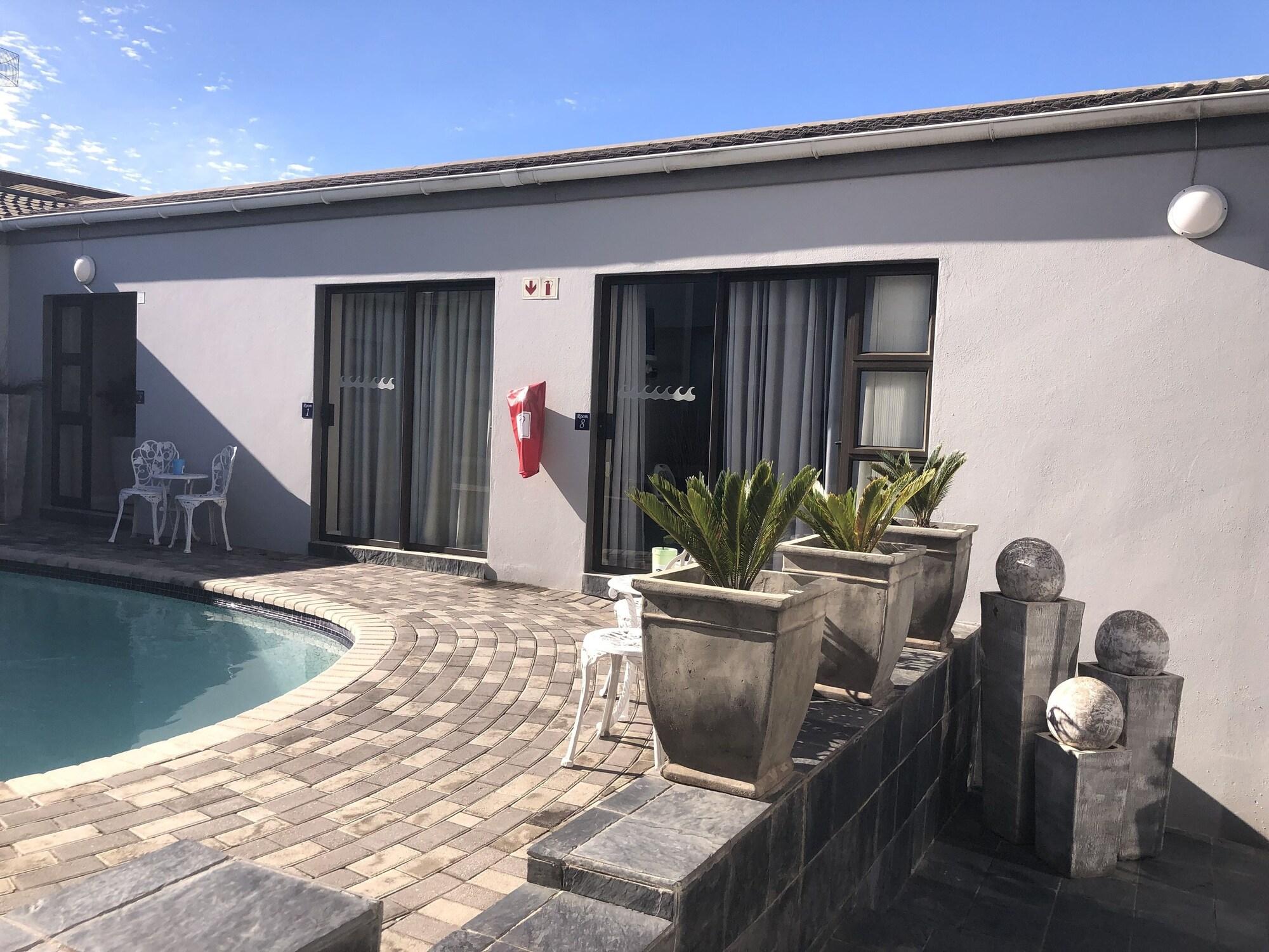 Le Blue Guesthouse Port Elizabeth Exterior photo