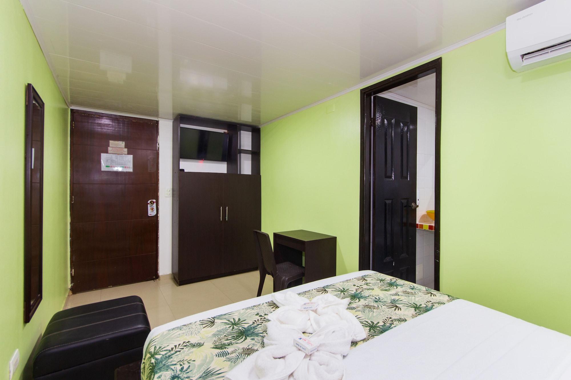Hotel Marina Suites By Geh Suites Cartagena Exterior photo