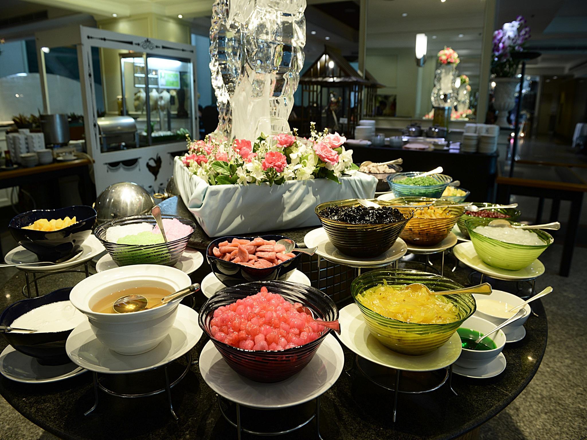 Windsor Suites Bangkok, Managed By Accor Restaurant photo