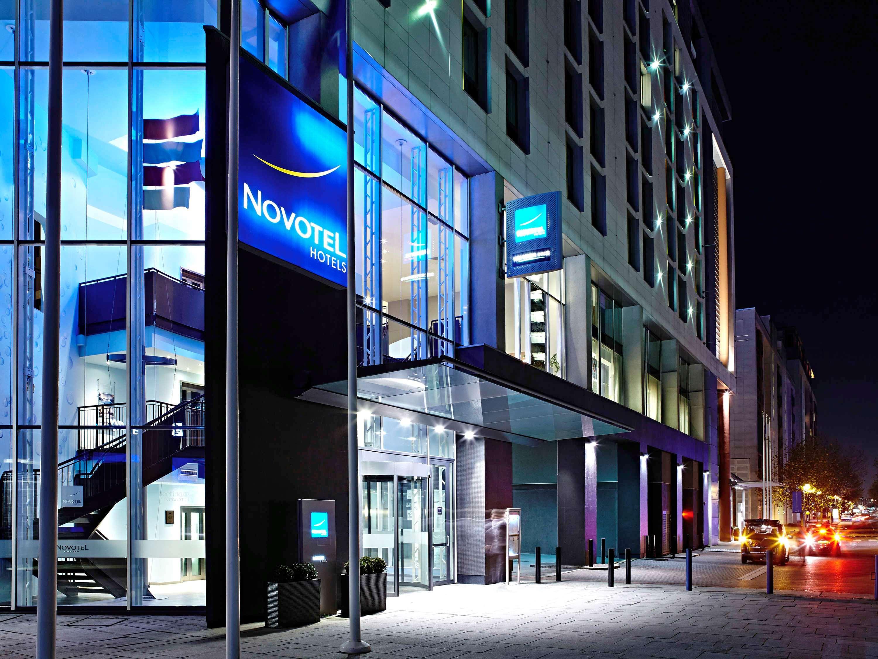 Novotel London Excel Exterior photo