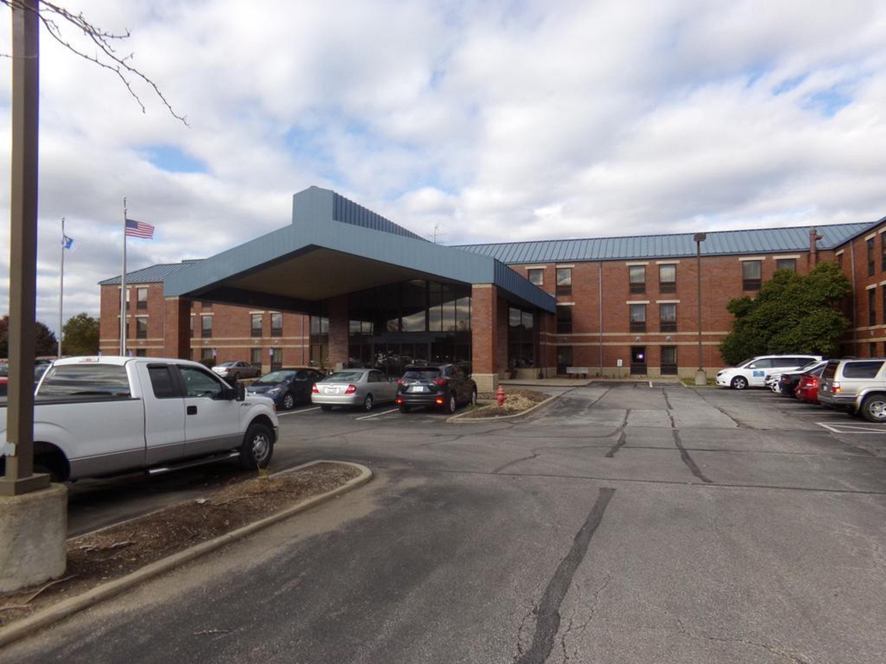 Comfort Inn Cleveland Airport Middleburg Heights Exterior photo