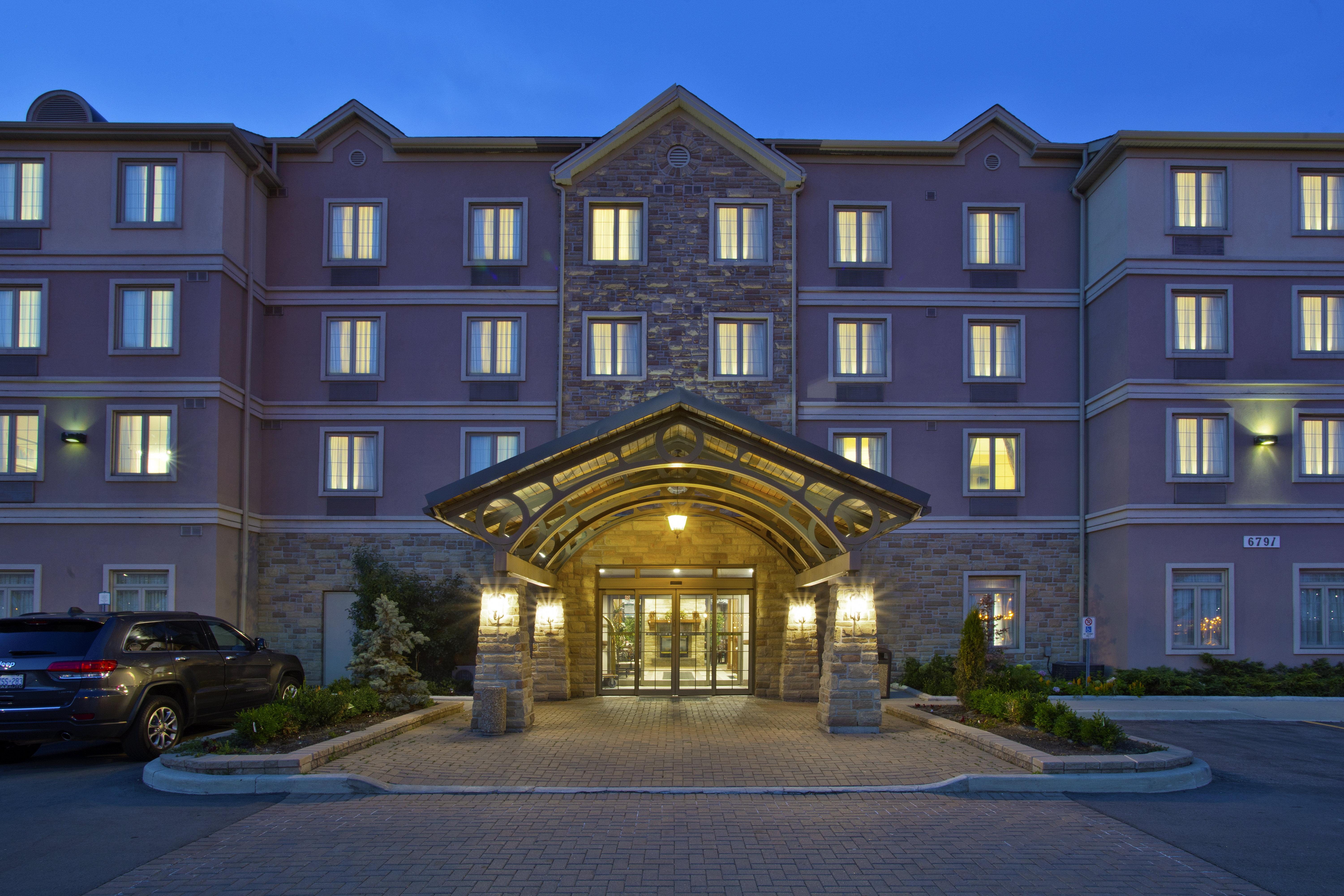 Executive Residency By Best Western Toronto-Mississauga Exterior photo