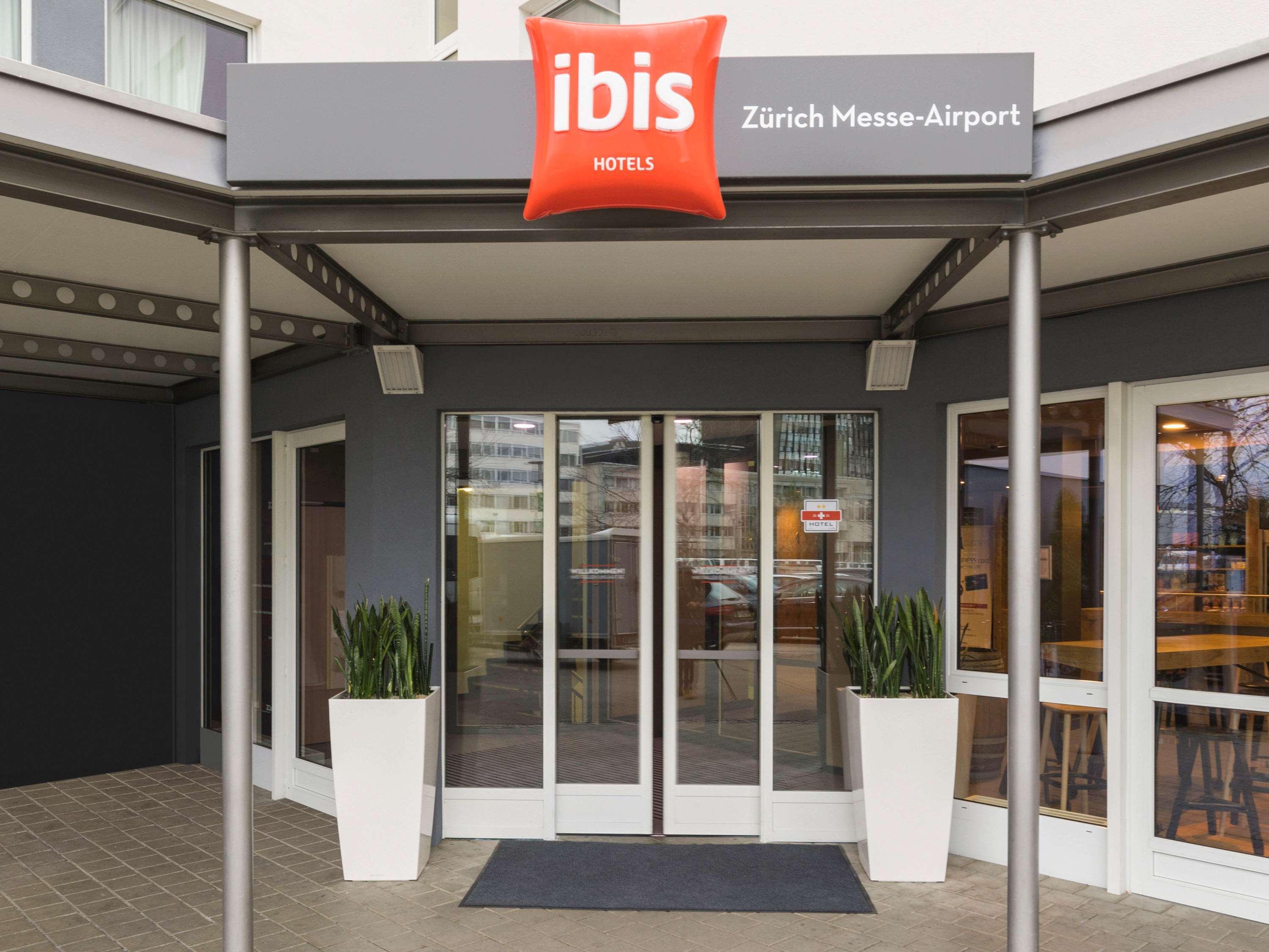Ibis Zurich Messe Airport Hotel Exterior photo