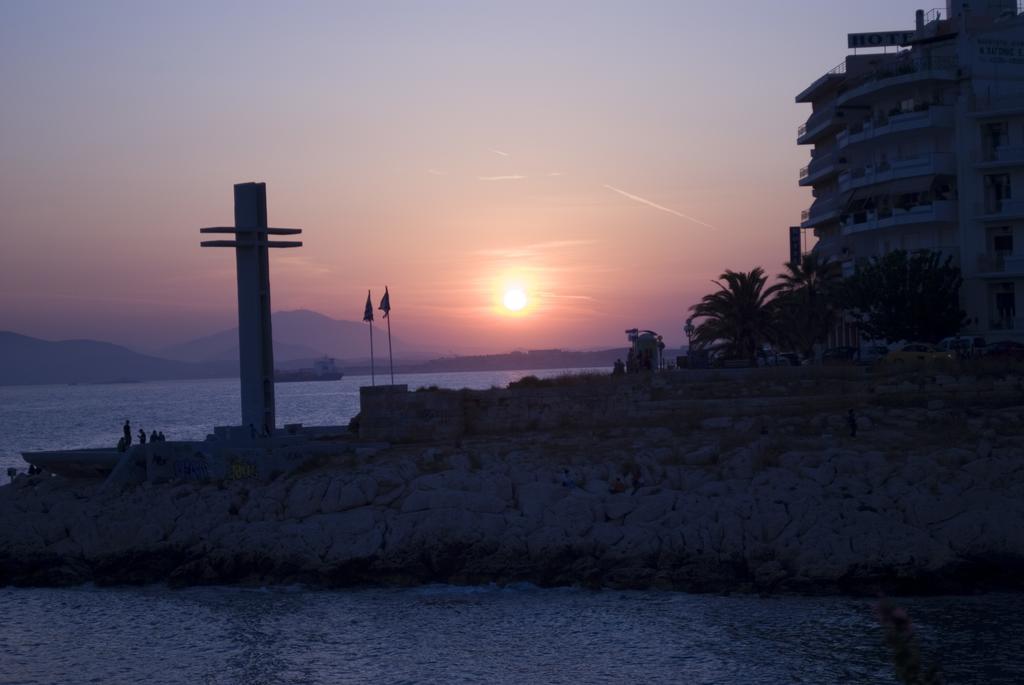 Piraeus Port Hotel Exterior photo