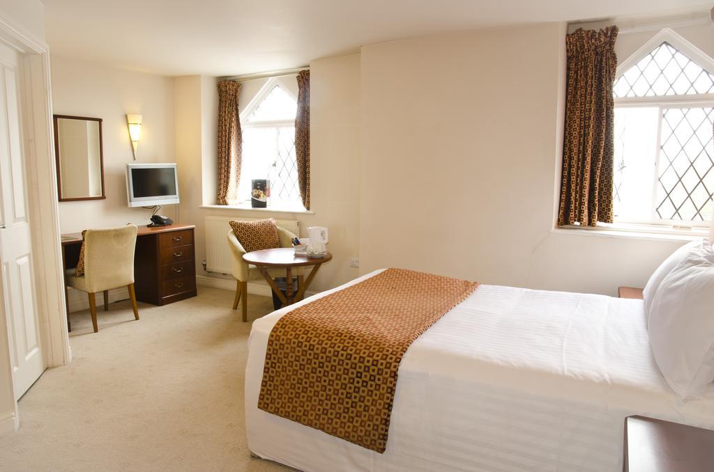 Norfolk Arms Hotel, Ringinglow Sheffield Room photo