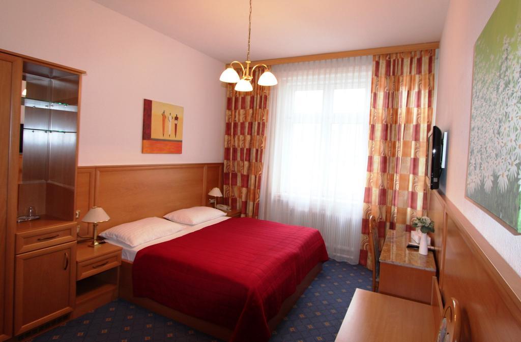 Hotel Corvinus Vienna Room photo