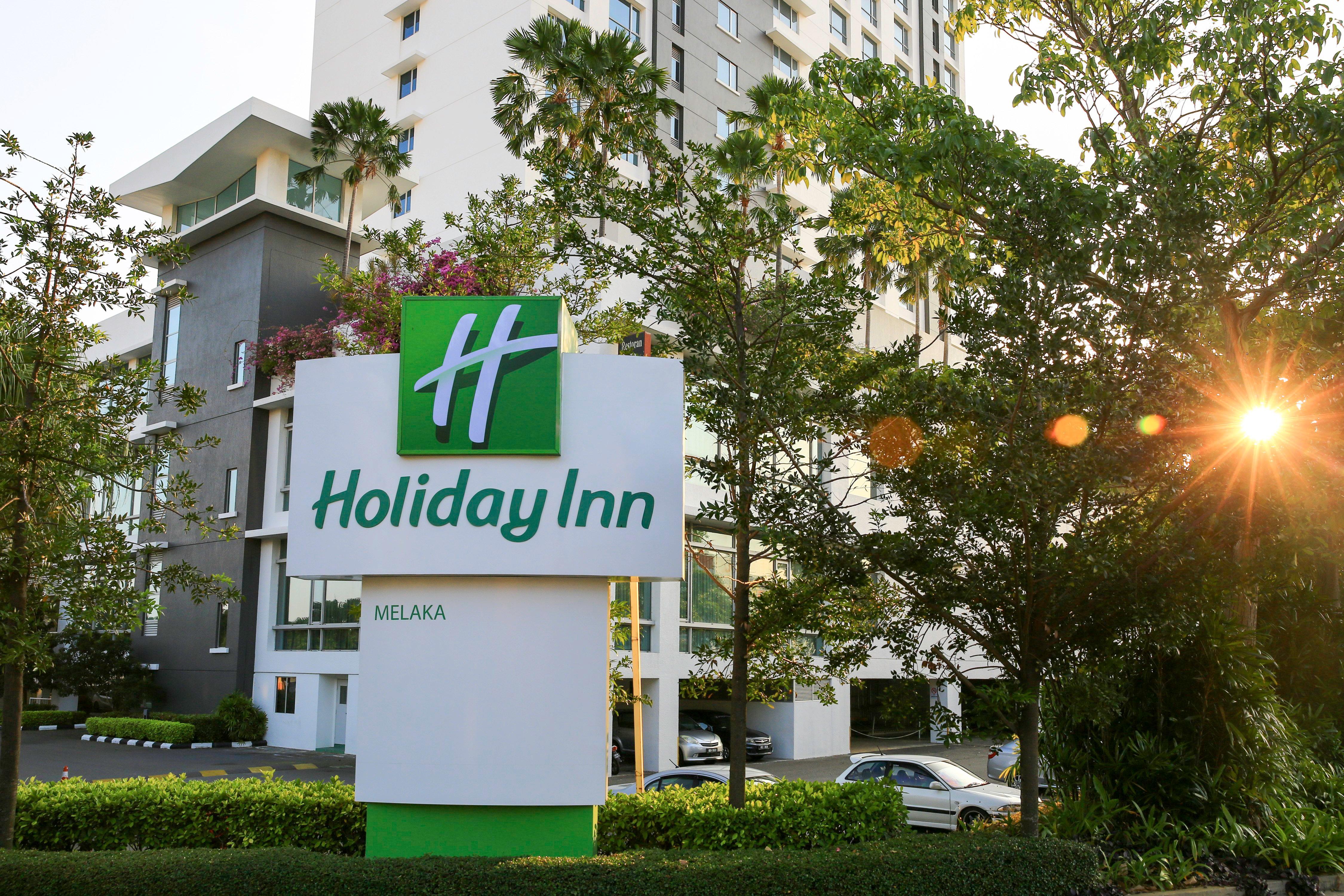 Holiday Inn Melaka, An Ihg Hotel Exterior photo