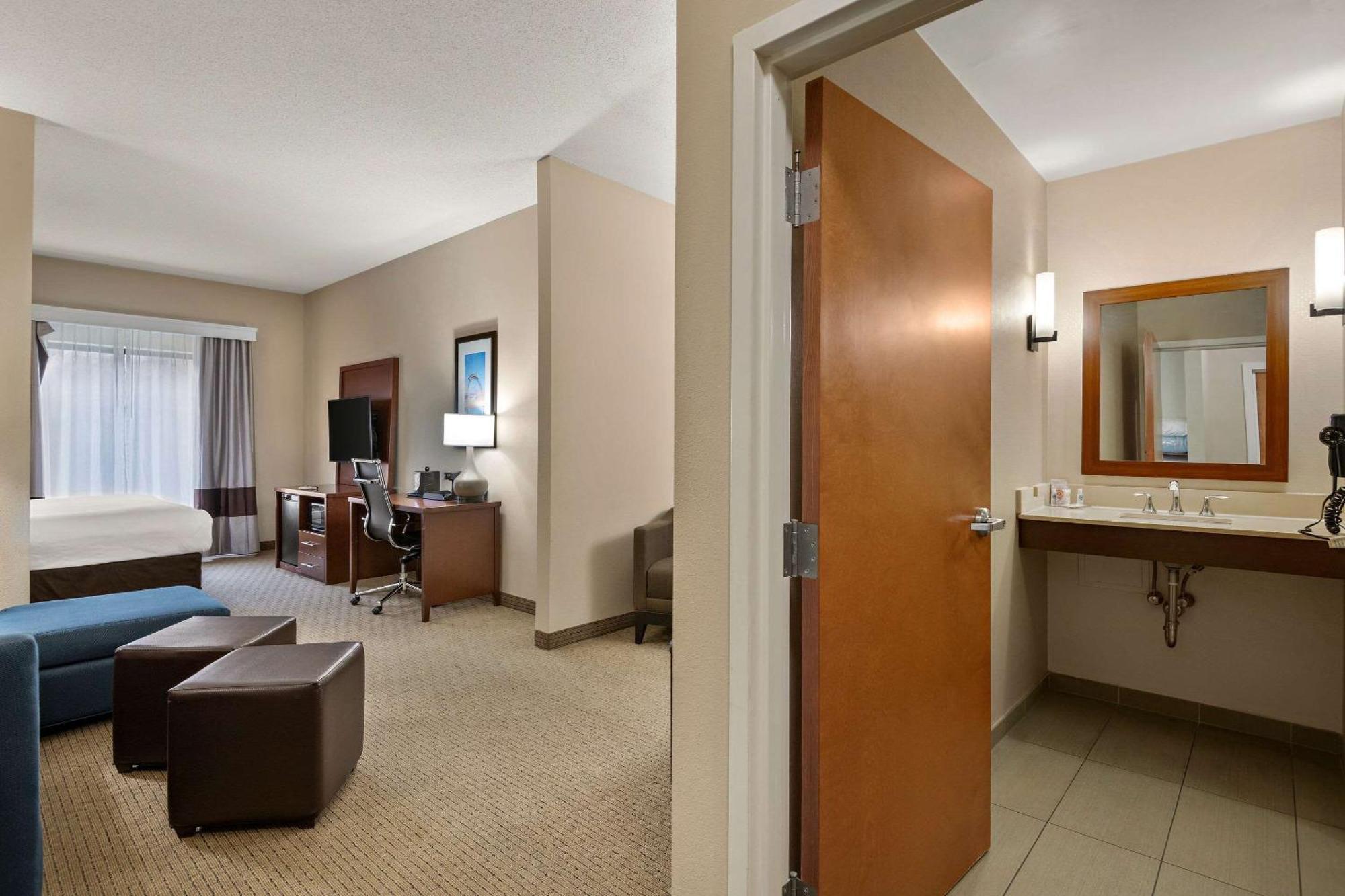 Comfort Suites Hummelstown - Hershey Exterior photo