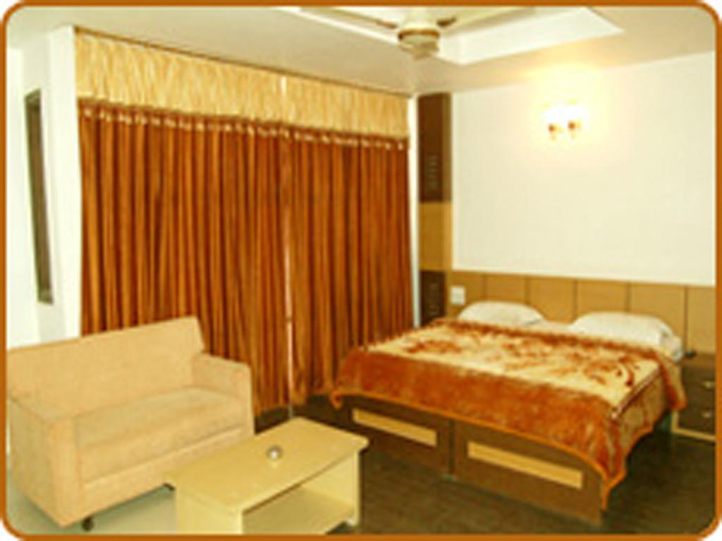 Hotel M.A. International Amritsar Room photo