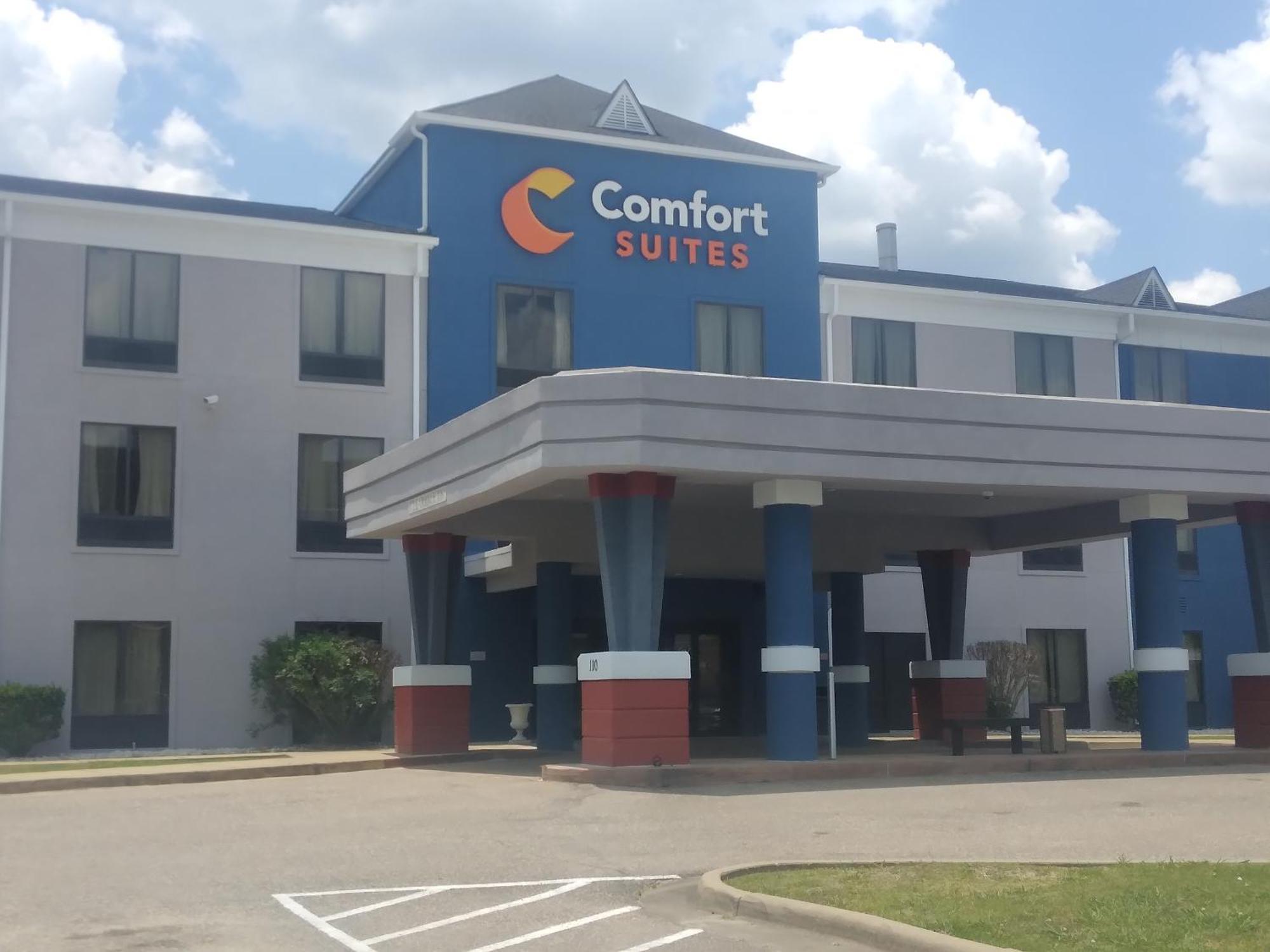 Comfort Suites Airport South Montgomery Exterior photo