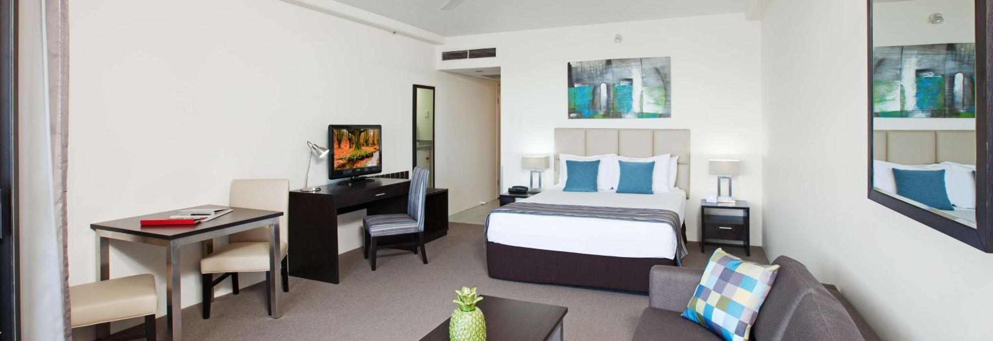 Rydges Esplanade Resort Cairns Exterior photo