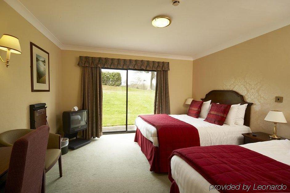 Patshull Park Hotel, Golf & Country Club Pattingham Room photo