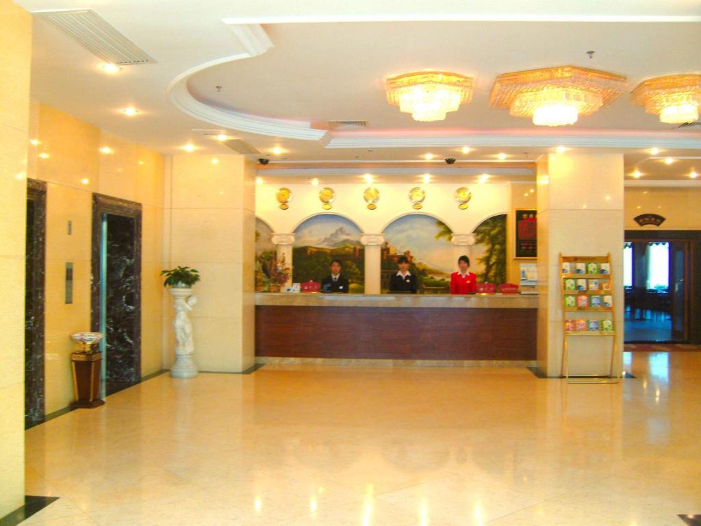 Jun Lin Hotel Xiangzhou  Exterior photo