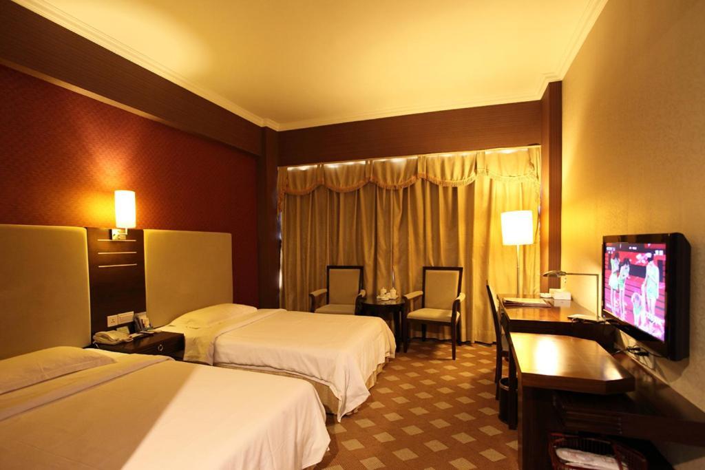 Jun Lin Hotel Xiangzhou  Room photo