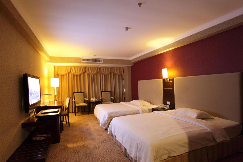 Jun Lin Hotel Xiangzhou  Room photo