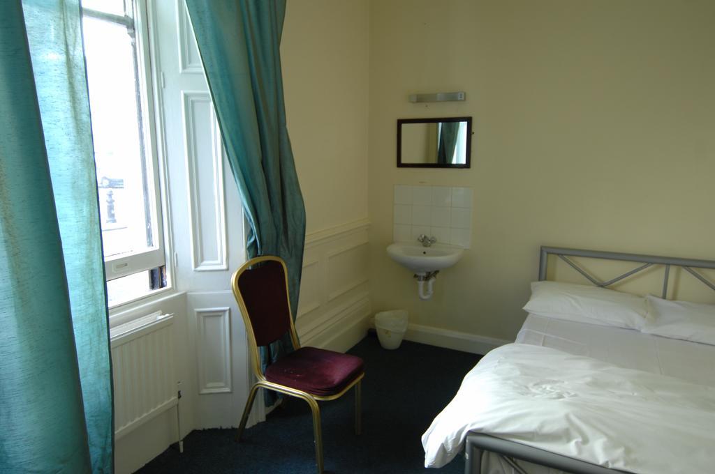 Barkston Rooms Earls Court London Room photo