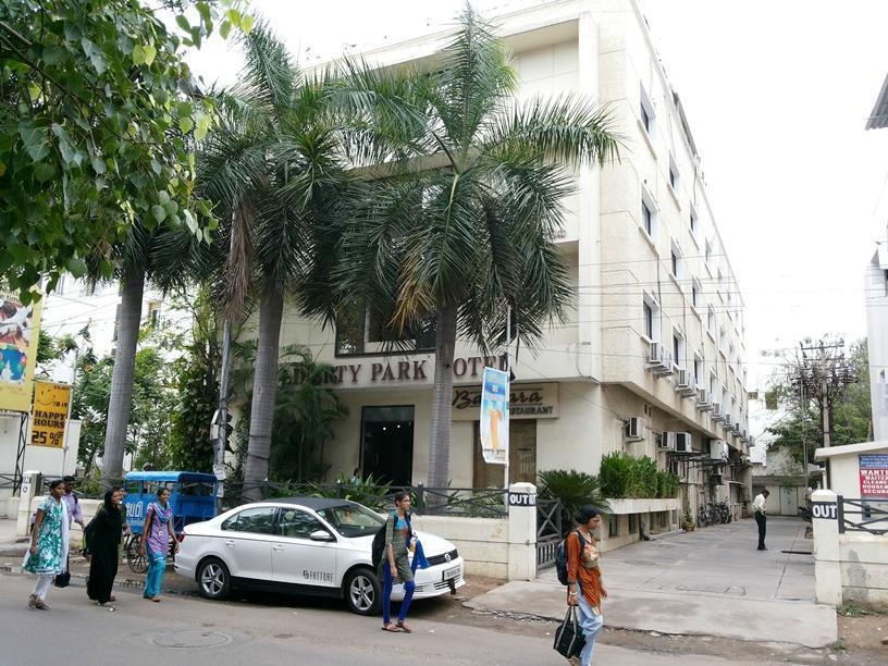 Liberty Park Hotel Chennai Exterior photo