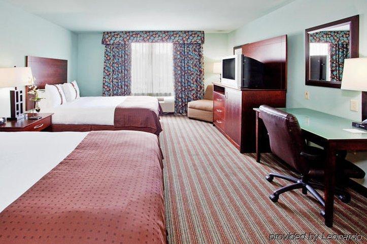 Holiday Inn Hotel & Suites Gateway, An Ihg Hotel Williamsburg Room photo