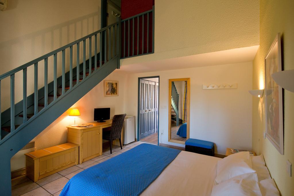 Hotel Club Village Camarguais Arles Room photo
