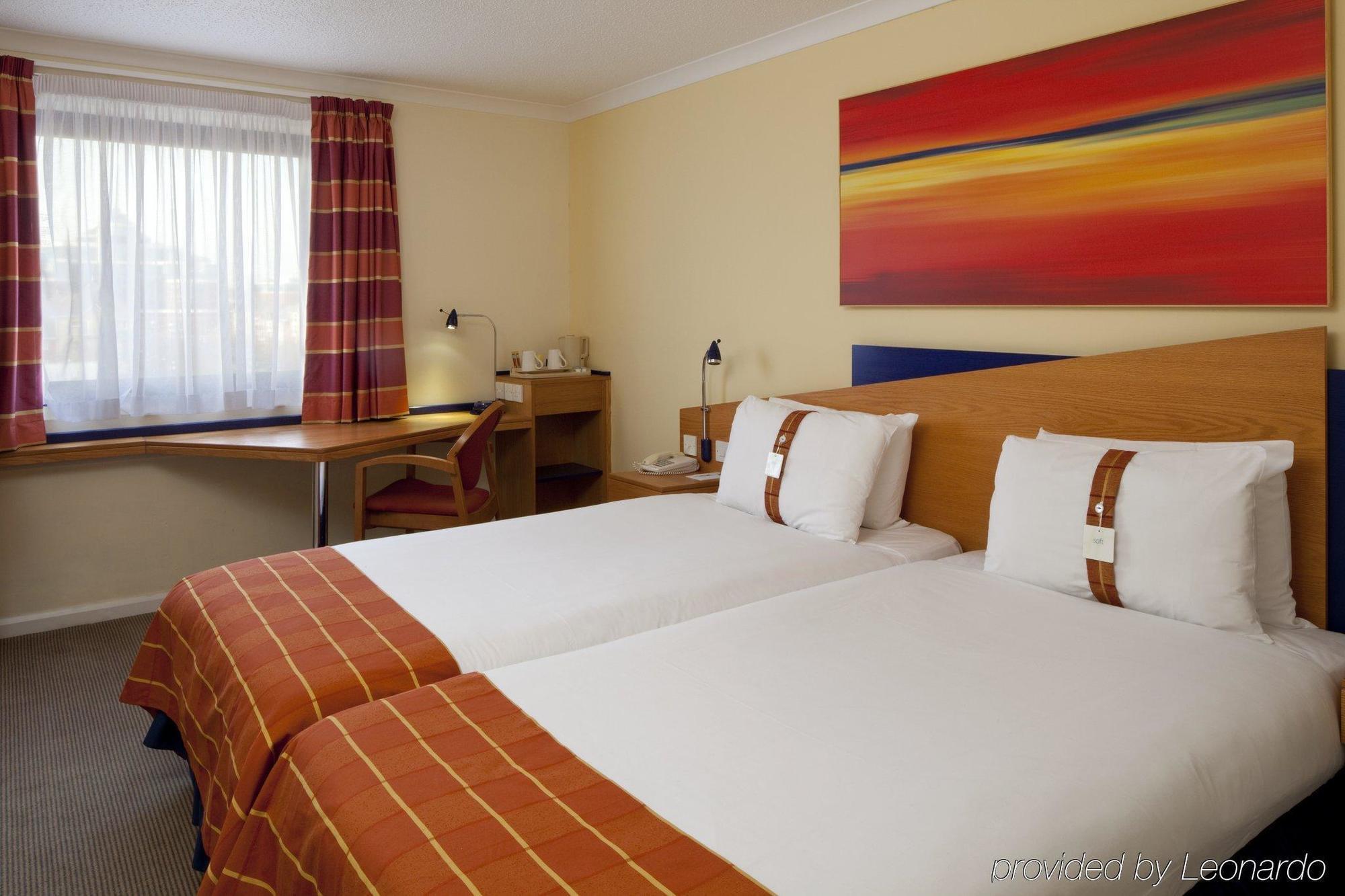 Holiday Inn Express Manchester - Salford Quays, An Ihg Hotel Room photo