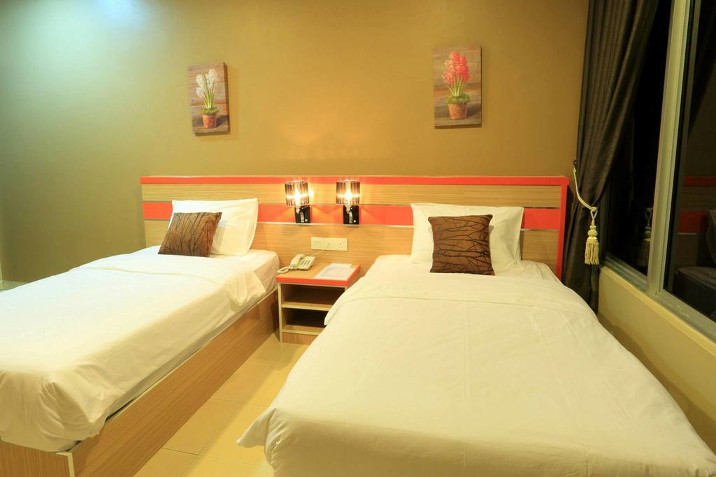 Orange Inn Hotel Johor Bahru Room photo