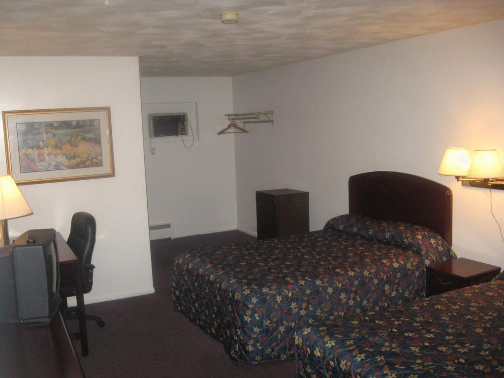 Budget Motel - Grand Island Room photo
