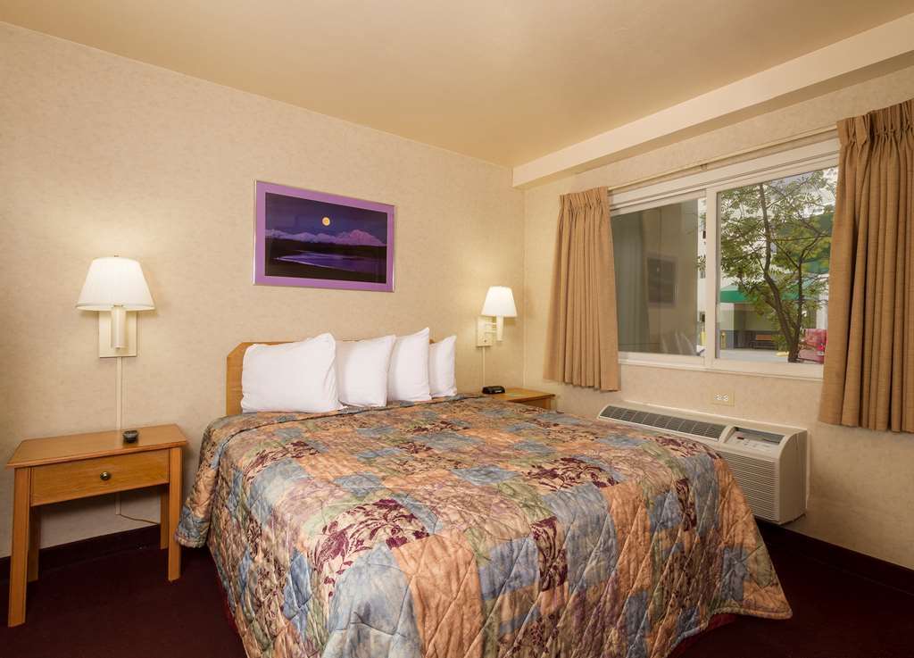 Guesthouse Inn & Suites Anchorage Inn Interior photo