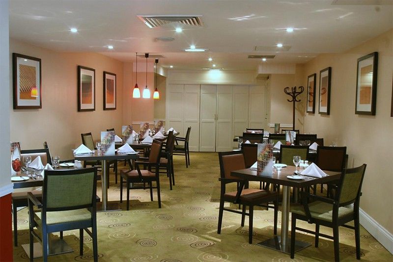 Epping Forest Hotel Woodford Restaurant photo