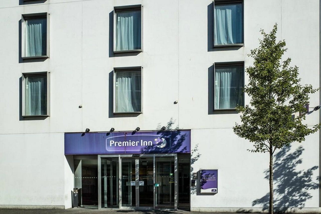 Premier Inn Belfast City Centre - Cathedral Quarter Exterior photo