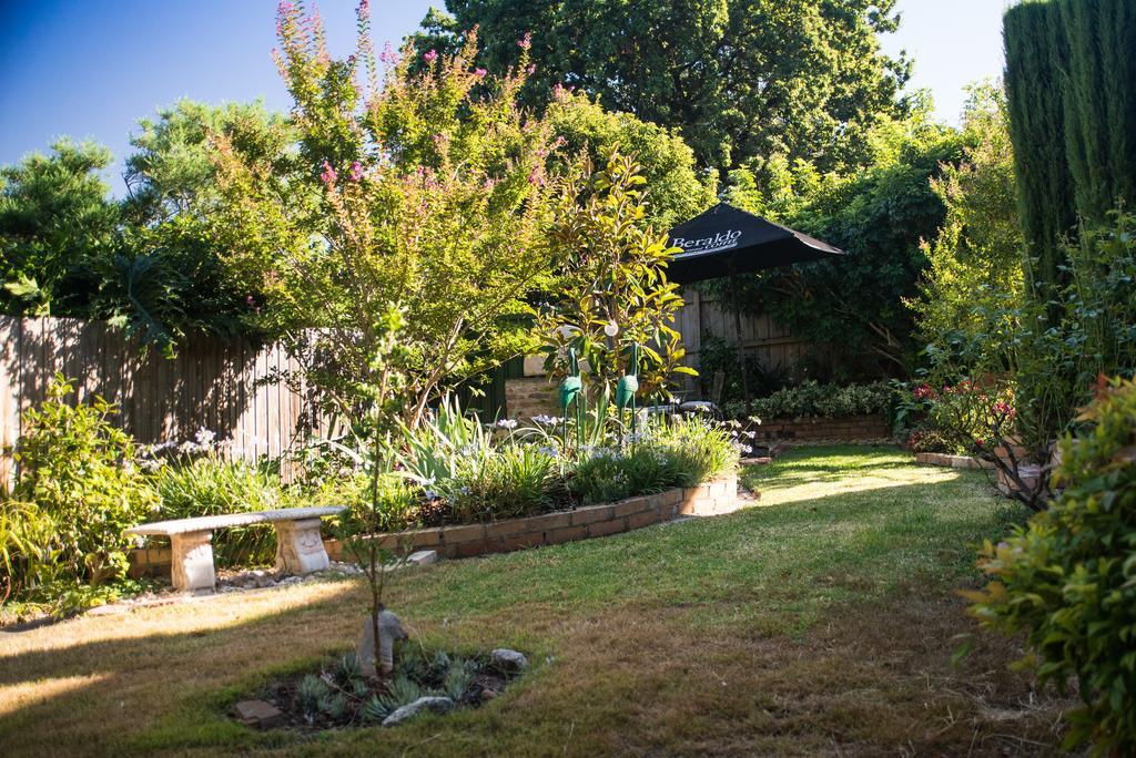 Austin Rise Bed And Breakfast Melbourne Exterior photo