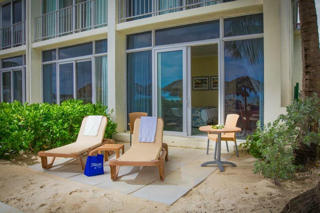 Breezes Resort & Spa All Inclusive, Bahamas (Adults Only) Nassau Exterior photo