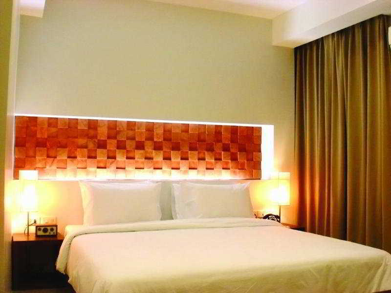 The Album Hotel Patong Room photo