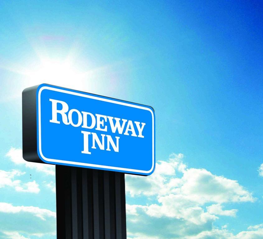 Rodeway Inn Tillmans Corner Exterior photo
