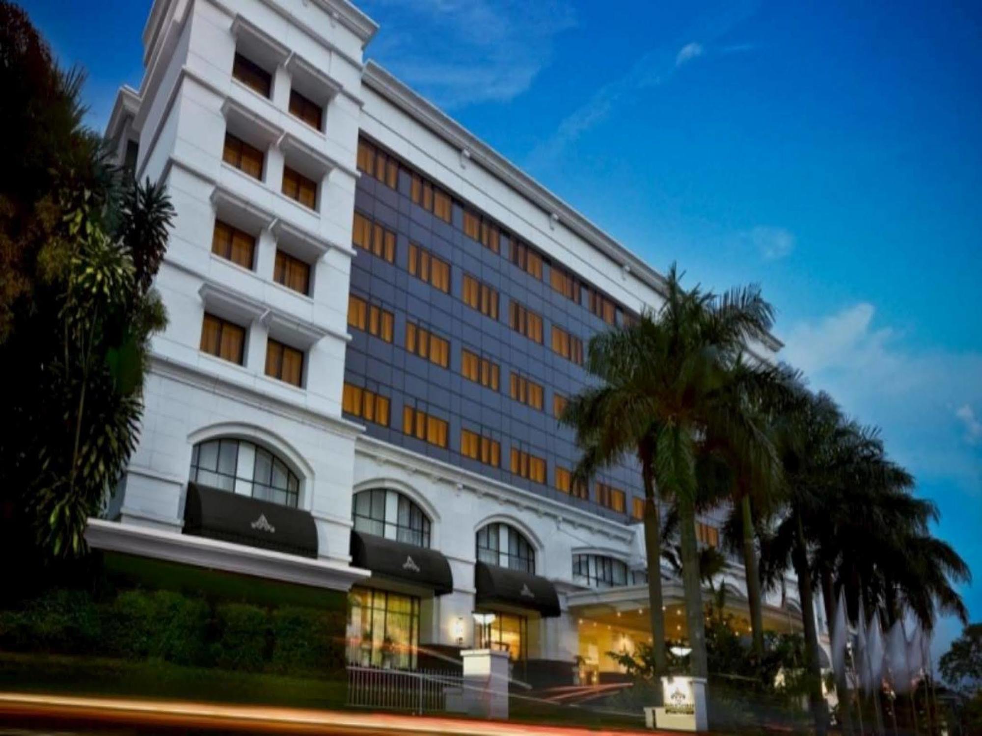 The Papandayan Hotel Bandung Exterior photo