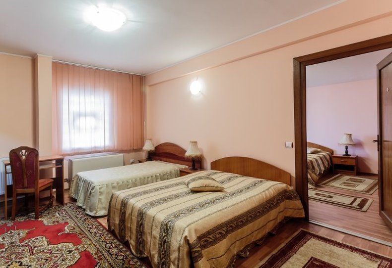 Hotel Amphitryon Bucharest Exterior photo