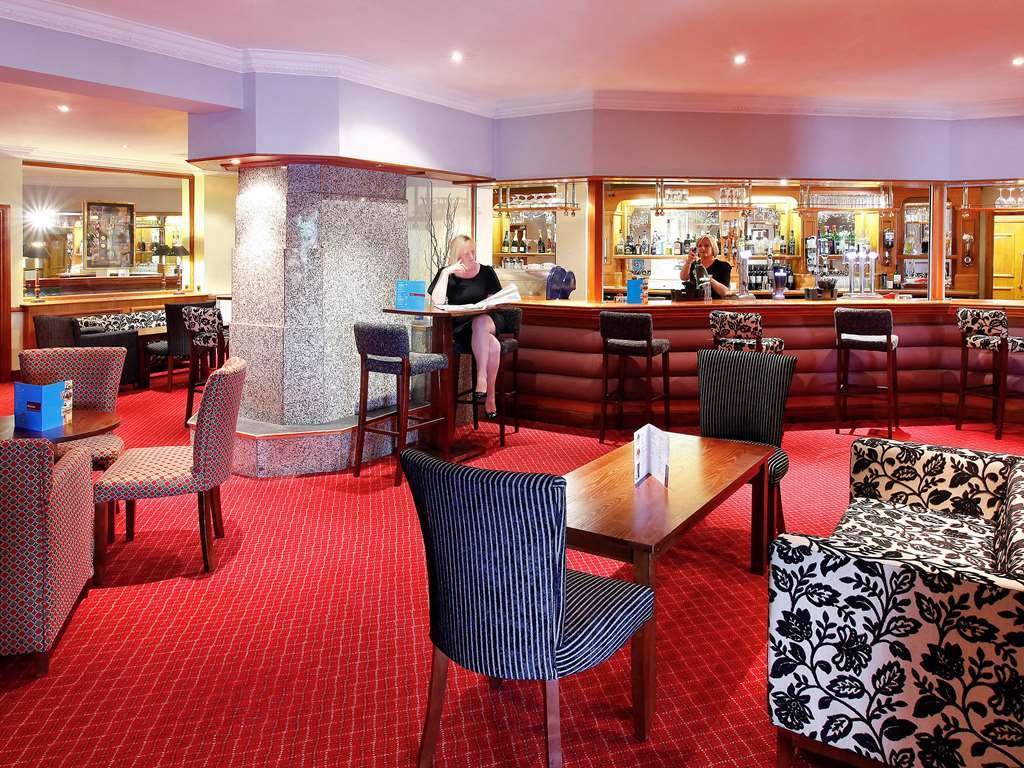 Mercure Chester North Woodhey House Hotel Ellesmere Port Restaurant photo