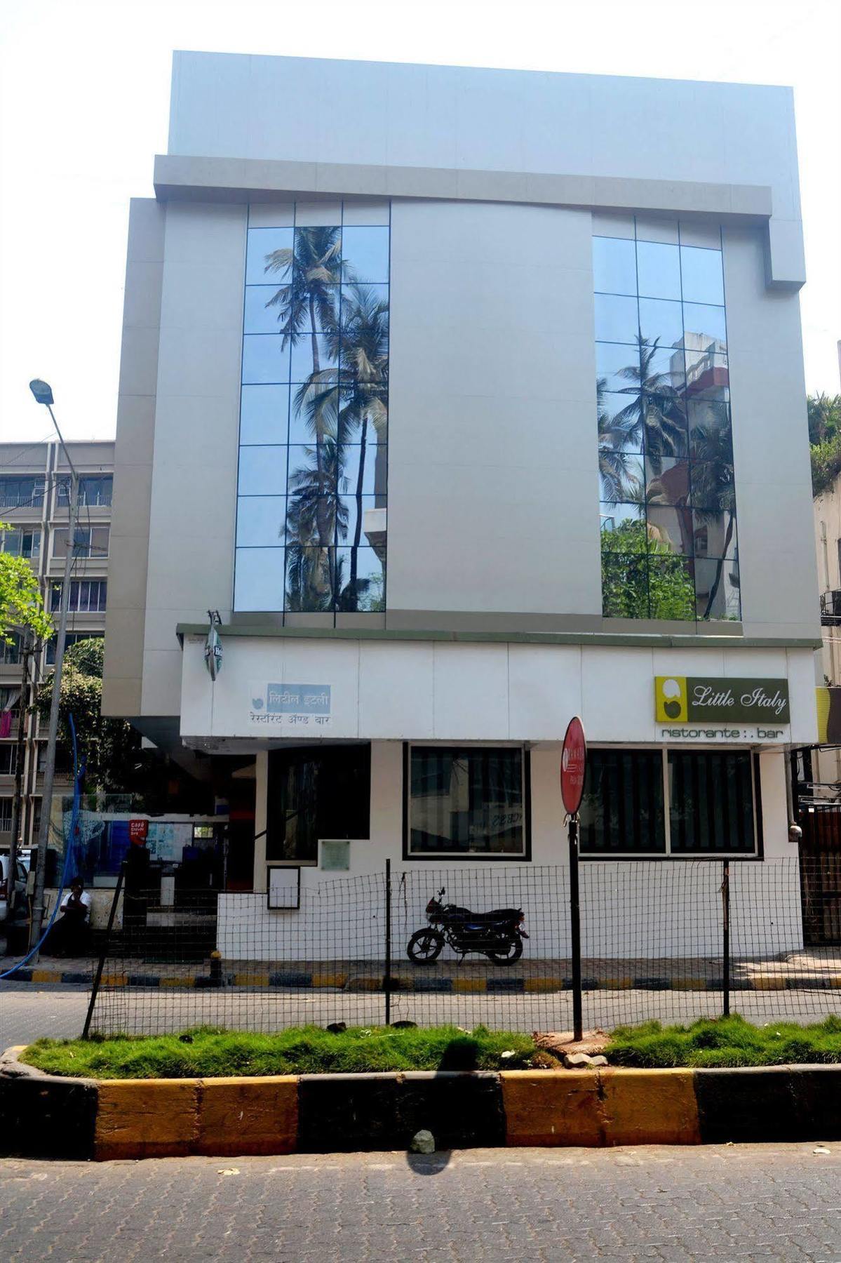 Hotel Atlantic Mumbai Exterior photo
