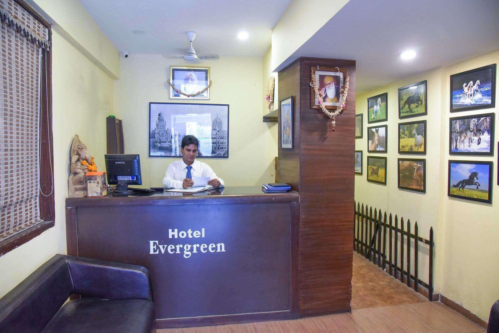 Hotel Evergreen Mumbai Exterior photo
