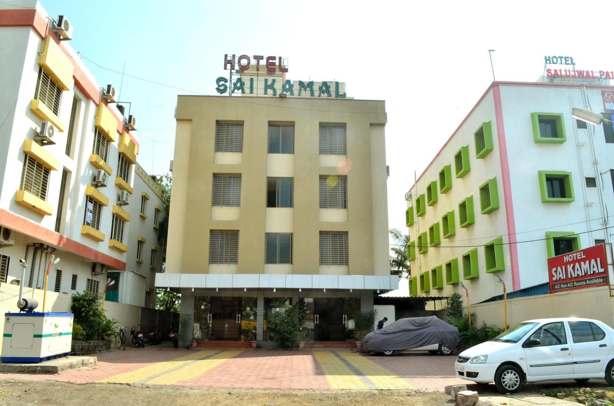 Hotel Sai Kamal Shirdi Exterior photo